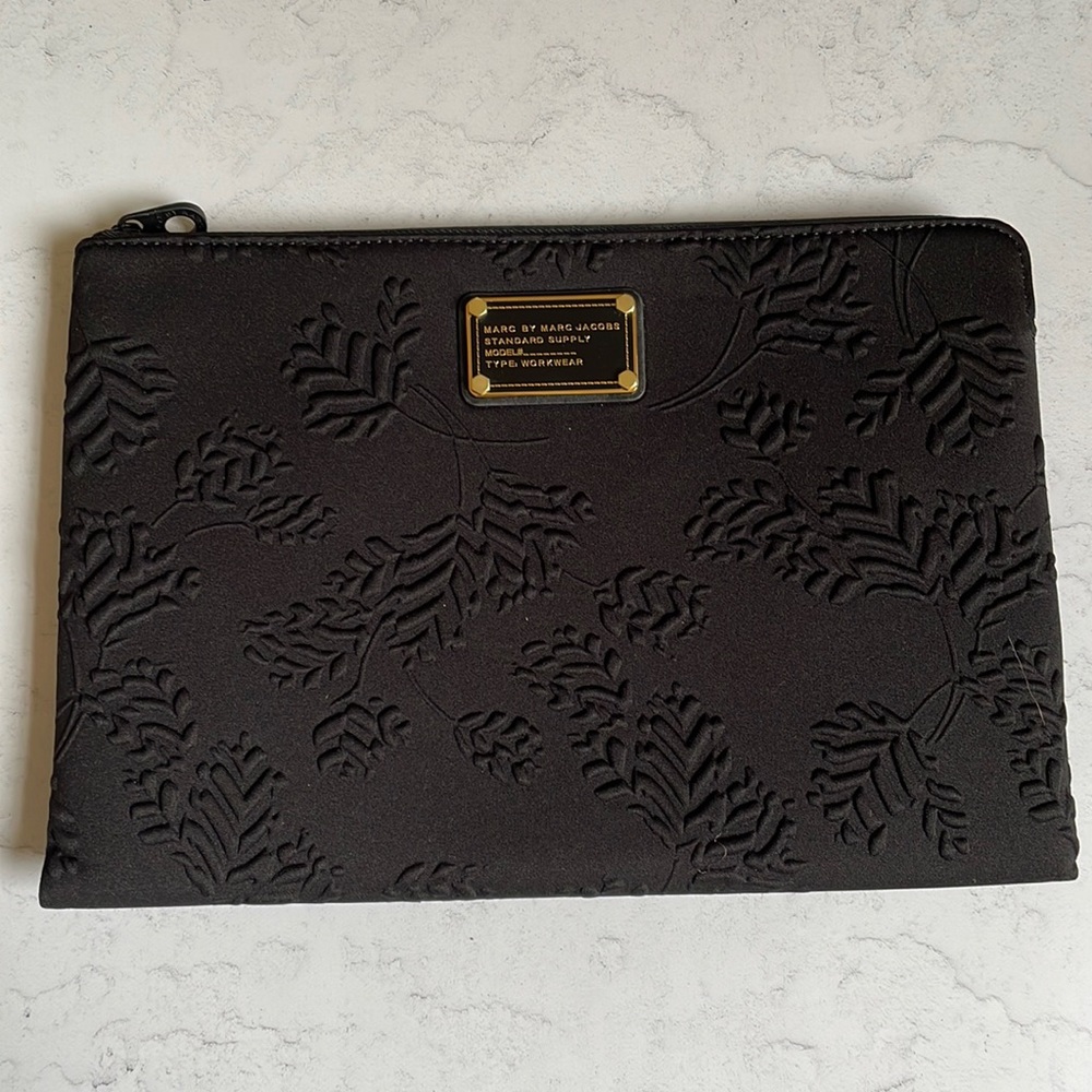 MARC BY MARC JACOBS Black Floral Scuba Neoprene Laptop iPad sleeve